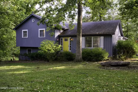 355 Rockwood Ln, Mount Washington, KY 40047