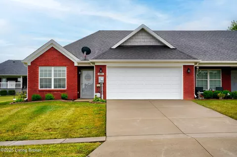 427 Woodlake Dr, Mount Washington, KY 40047