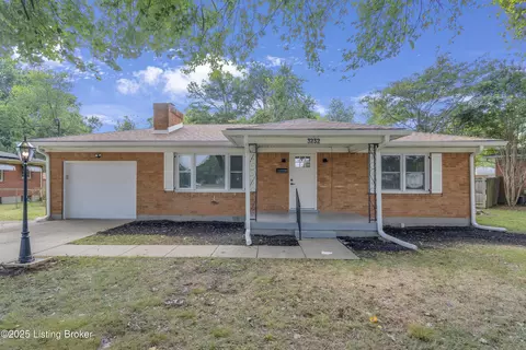 3232 Greendale Dr, Louisville, KY 40216
