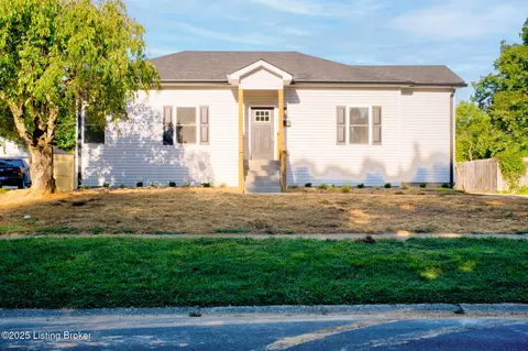 3700 Marlin Dr, Louisville, KY 40299