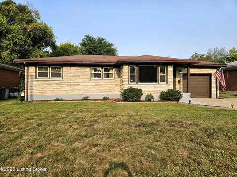 4100 Cheviot Dr, Louisville, KY 40216
