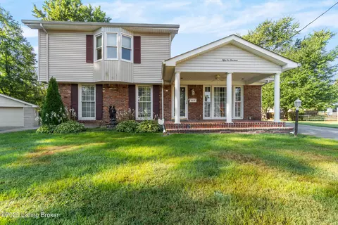 5614 Genny Ct, Louisville, KY 40214