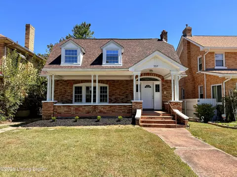 733 S 44th St, Louisville, KY 40211