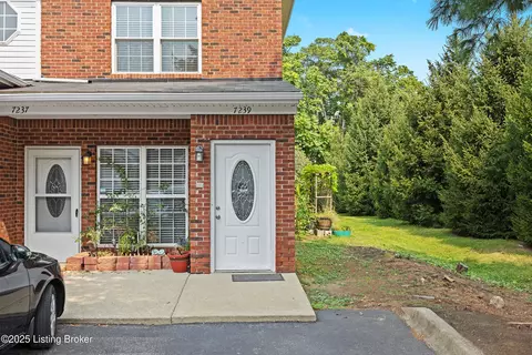 7239 Correll Pl, Louisville, KY 40228