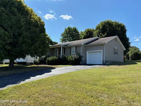 129 Village Circle Cir, Glasgow, KY 42141