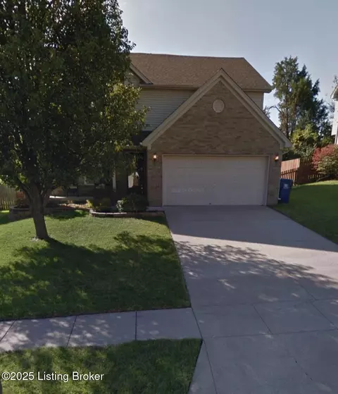 9730 Hunting Ground Ct, Louisville, KY 40228