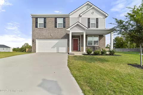 7020 Black Cherry Ct, La Grange, KY 40031