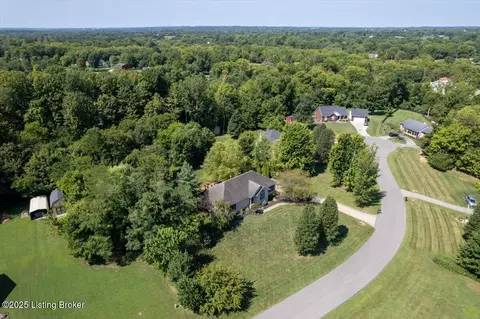 3104 Horseshoe Ct, Crestwood, KY 40014
