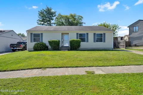 8202 Pennsylvania Run Rd, Louisville, KY 40228