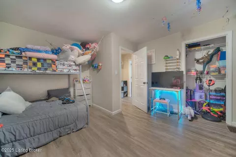 Bedroom - 89 Brownsboro Rd, Pendleton, KY 40055 photo 2 of 4