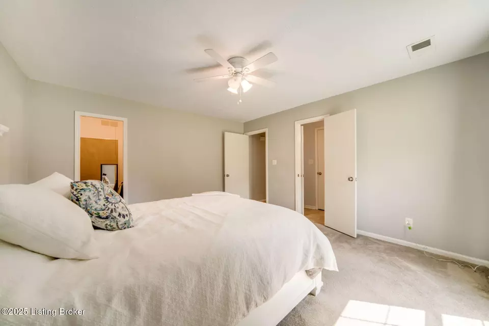 Bedroom - 5512 Baywood Dr, Louisville, KY 40241 photo 4 of 5
