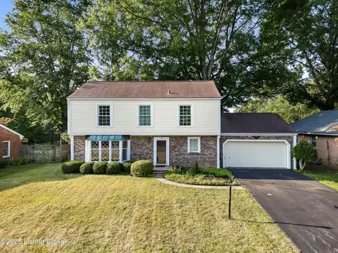 7100 Peppermill Ln, Louisville, KY 40228