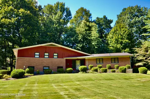 2100 Palatka Rd, Louisville, KY 40214
