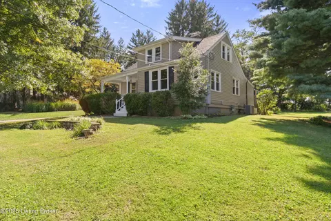 118 N Watterson Trl, Louisville, KY 40243