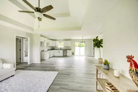 Living - 180 Nelson Ave, Chaplin, KY 40012 photo 1 of 3