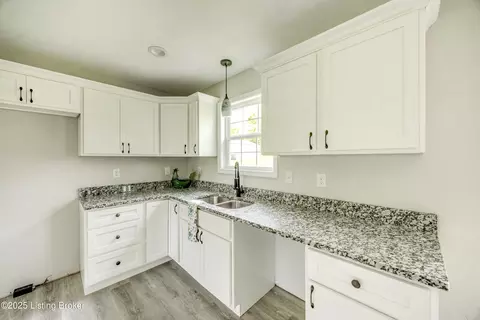 Kitchen - 180 Nelson Ave, Chaplin, KY 40012 photo 1 of 1