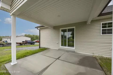 Exterior - 180 Nelson Ave, Chaplin, KY 40012 photo 3 of 3