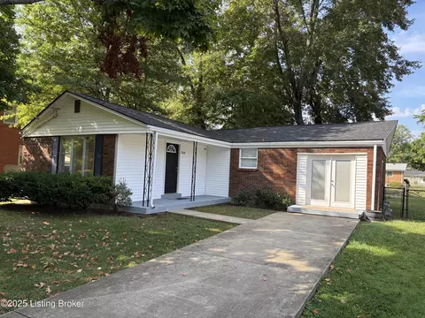 2520 Coronet Dr, Louisville, KY 40216