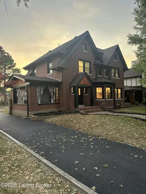 2436 Broadmeade Rd, Louisville, KY 40205