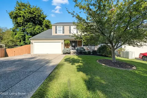 9410 Wood Hollow Rd, Louisville, KY 40229