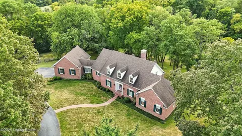 3720 Locke Ln, Prospect, KY 40059