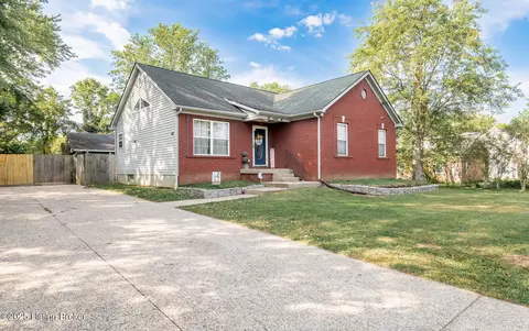 10302 Easum Rd, Louisville, KY 40299
