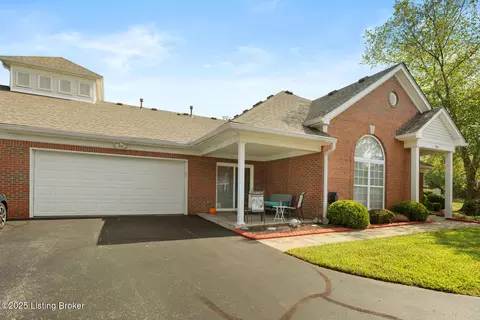 9804 Mcneely Lake Dr, Louisville, KY 40229