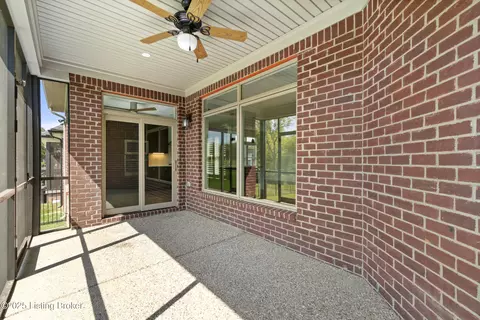 Exterior - 5718 Ruby Falls Dr, Prospect, KY 40059 photo 6 of 10