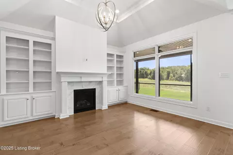Living - 5718 Ruby Falls Dr, Prospect, KY 40059 photo 3 of 4