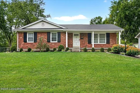 1506 Knight Rd, Louisville, KY 40216