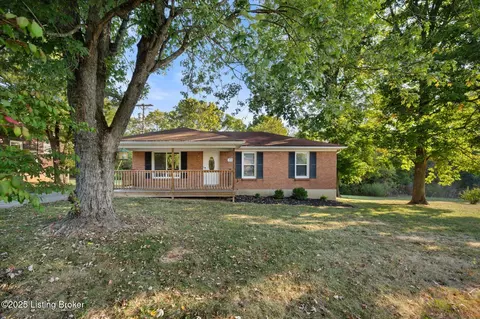 2526 New Castle Pl, New Castle, KY 40050
