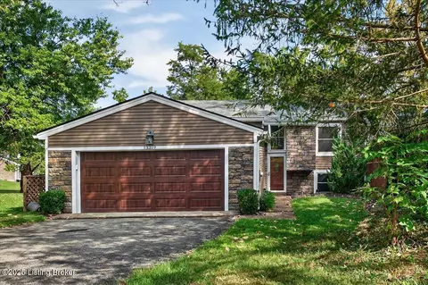 13219 Settlers Point Trl, Goshen, KY 40026