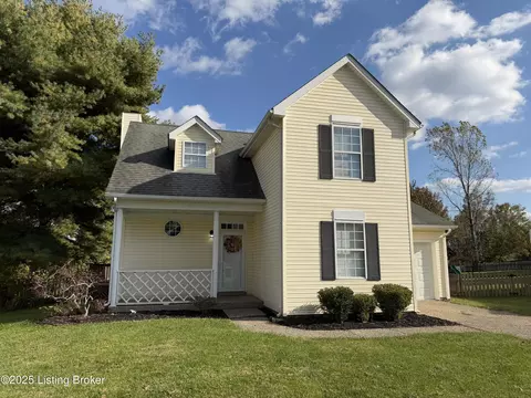 10924 Hollyview Ct, Louisville, KY 40299