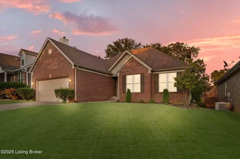 7307 Spring Run Dr, Louisville, KY 40291