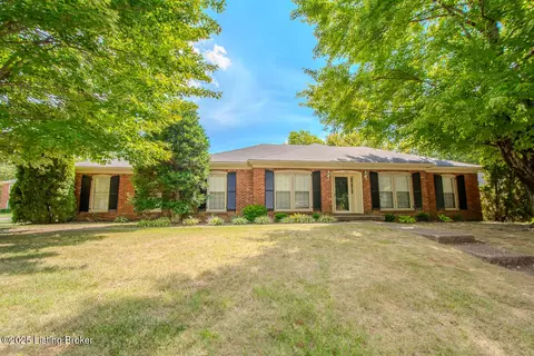 11802 Robindale Rd, Louisville, KY 40243
