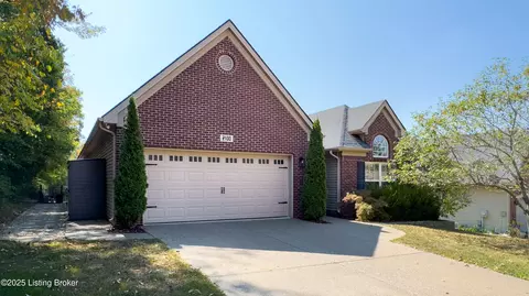 2100 Carabiner Way, Louisville, KY 40245