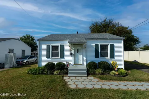 4310 Cavelle Ave, Louisville, KY 40213
