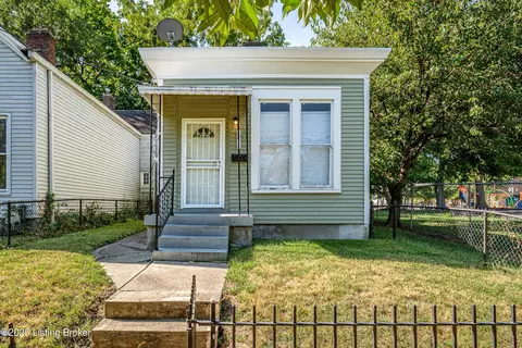 2214 Cedar St, Louisville, KY 40212