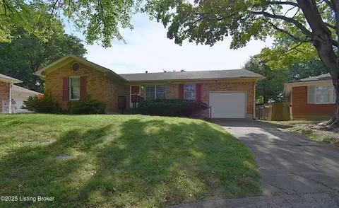 3004 Ashview Ter, Louisville, KY 40217