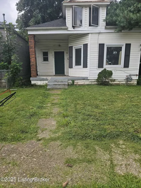 3918 S Brook St, Louisville, KY 40214