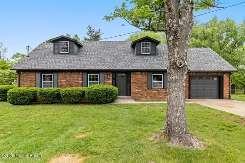 2222 Elmcrest Dr, Bardstown, KY 40004