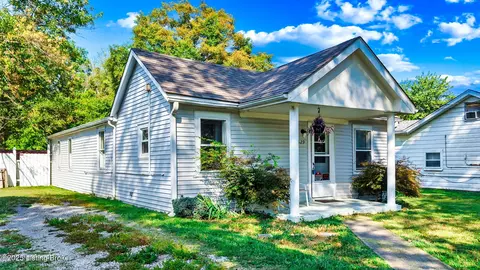 5529 Cartledge Ct, Louisville, KY 40214