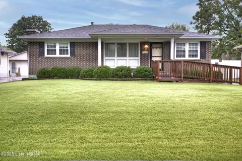 11612 Semillon Ln, Louisville, KY 40272