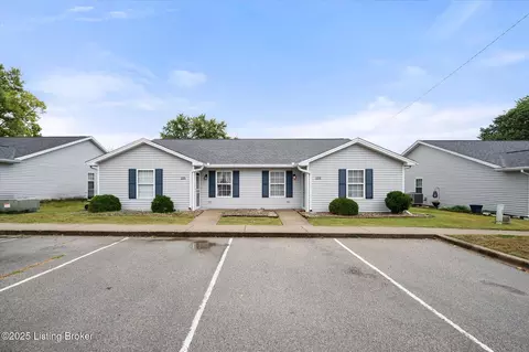 104 Burns Dr, Jeffersonville, IN 47130