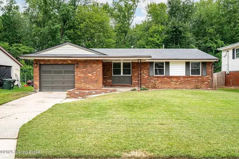 2907 N Walford Dr, Jeffersonville, IN 47130