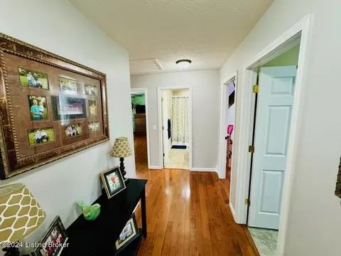 Entry Way - 1148 Long Run Rd, Springfield, KY 40069 photo 1 of 1
