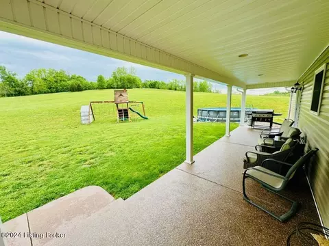 Exterior - 1148 Long Run Rd, Springfield, KY 40069 photo 4 of 8