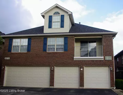 8308 Grand Trevi Dr, Louisville, KY 40228