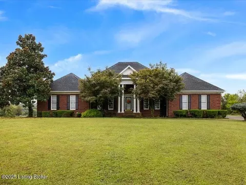 73 Persimmon Ridge Dr, Louisville, KY 40245