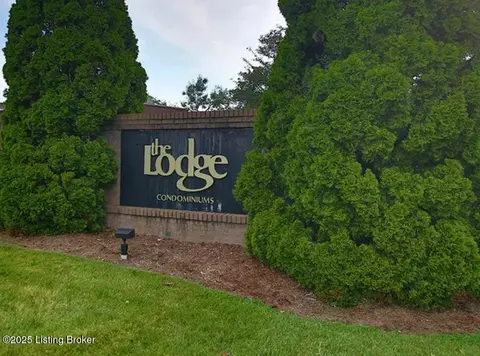 3507 Lodge Ln #313, Louisville, KY 40218